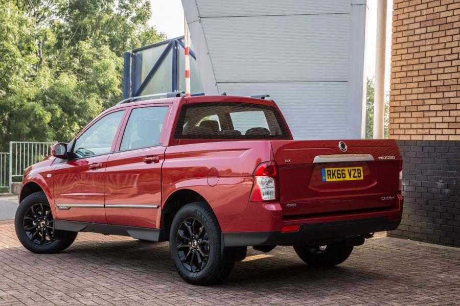  SsangYong Musso Pick-up 2016 года  (фото 2 из 15)